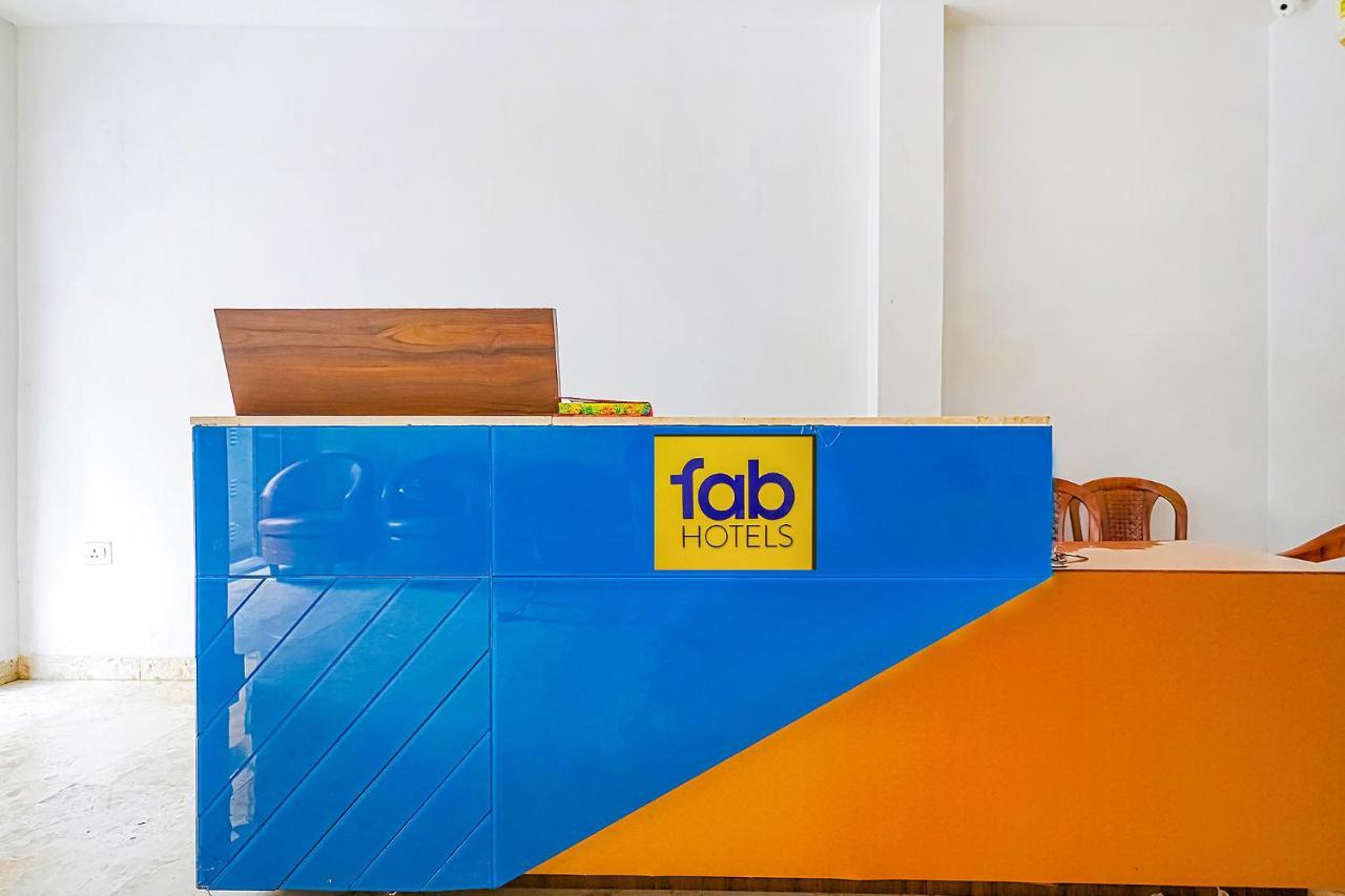 Fabhotel Eros 211 - Nr Sreebhumi コルカタ エクステリア 写真