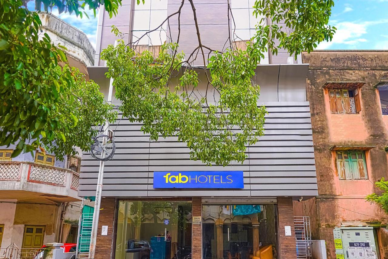 Fabhotel Eros 211 - Nr Sreebhumi コルカタ エクステリア 写真