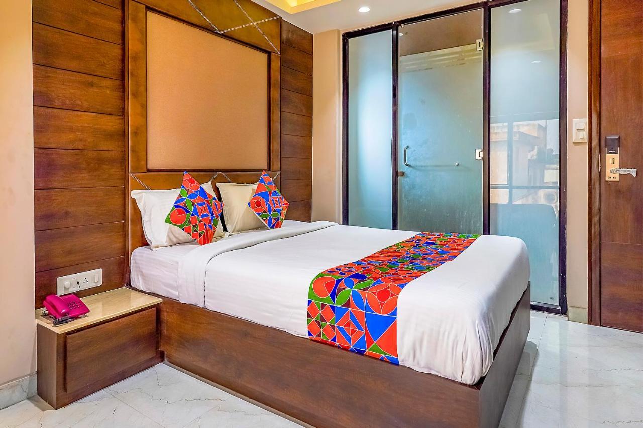 Fabhotel Eros 211 - Nr Sreebhumi コルカタ エクステリア 写真
